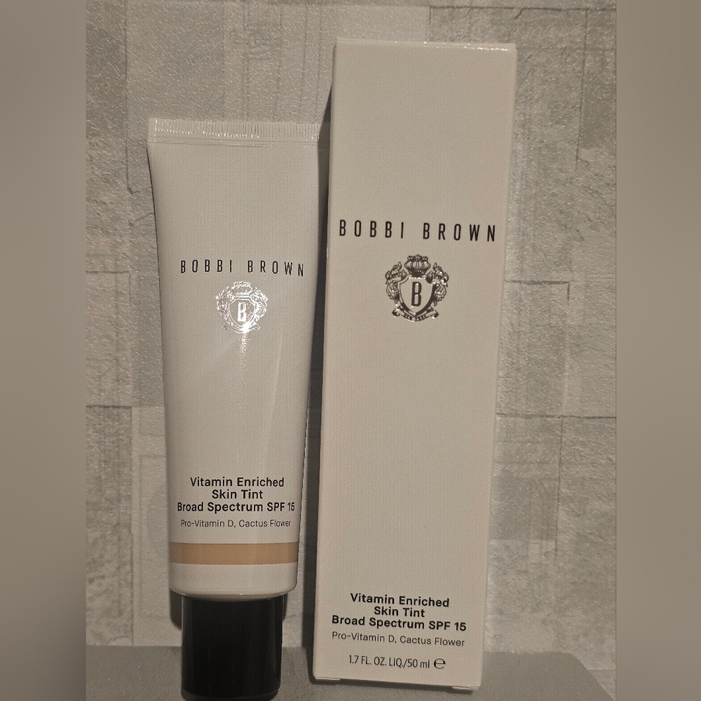Fair 2 - Bobbi Brown Vitamin Enriched Skin Tint SPF 15 - Full SIize 50ml